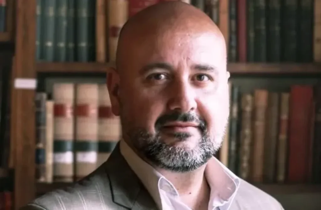 Jorge Luis Davila Puebla, asesor financiero