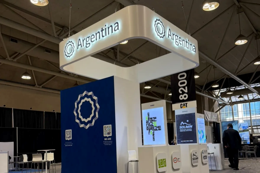 Stand de Argentina que agrupó a proveedores nacionales, entre los que se encontraban varios de la provincia de San Juan.