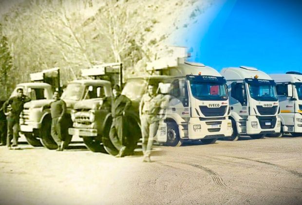 Composición fotográfica que muestra la evolución de Transporte Hidalgo: camiones antiguos de carga en blanco y negro fundidos con una flota moderna de camiones Iveco.