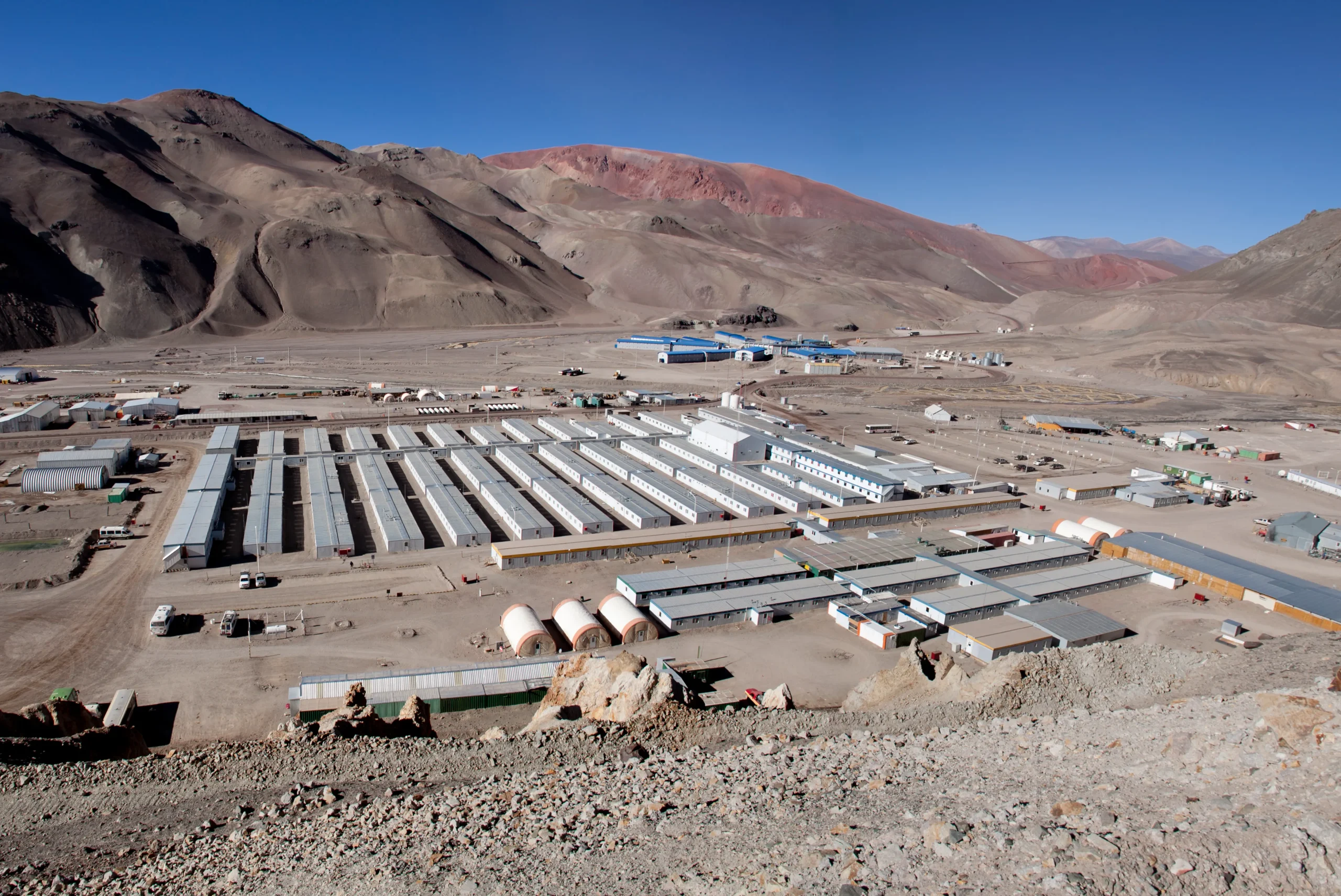 campamento mina Veladero San Juan trabajadores Aramark altura montaña
