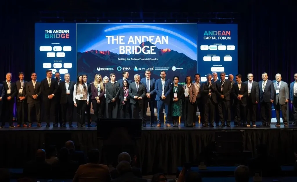 El evento está siendo todo un éxito de participación y compromiso con el sector minero y energético 