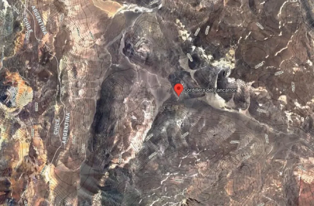 Contenido Original de ACERO Y ROCA - Prohibida su reproducción cerro Zancarrón San Juan minería ilegal ubicación operativo Gendarmería mapa cordillera. Imagen ilustrativa de ACERO Y ROCA