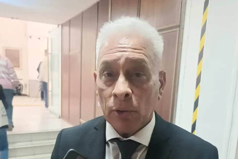 Foto retrato de un diputado en San Juan