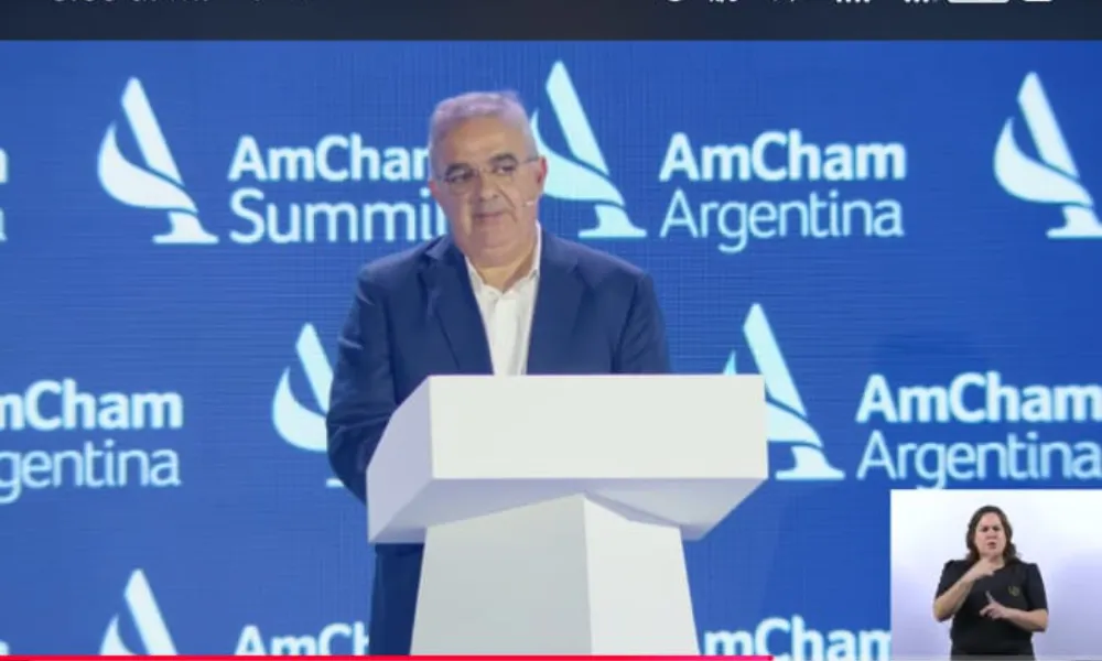 retrato de raúl jalil, gobernador de catamarca, en el amcham 2026