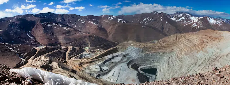 Presentación del Distrito Vicuña como eje de integración minera entre San Juan, Argentina y Atacama, Chile.