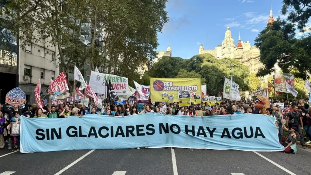 Manifestación por los glaciares.