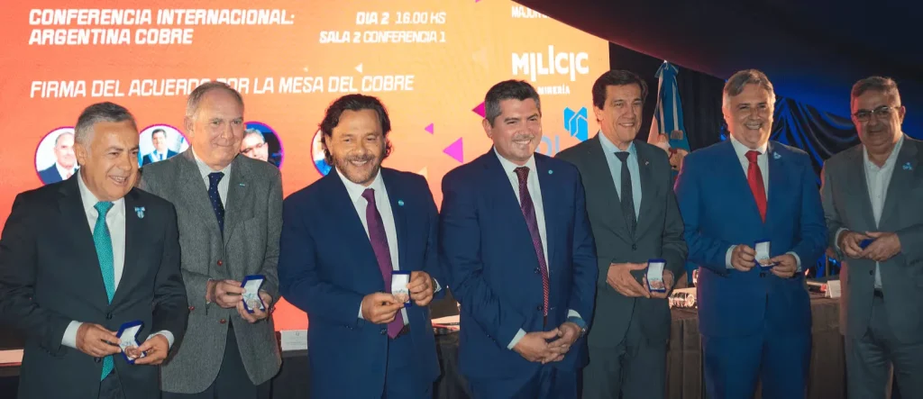 Gobernadores de la Mesa del Cobre en la Expo San Juan Minera 2024.
