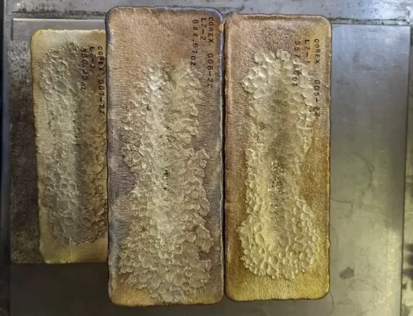 Barra de doré fundida con trazabilidad del oro doré.