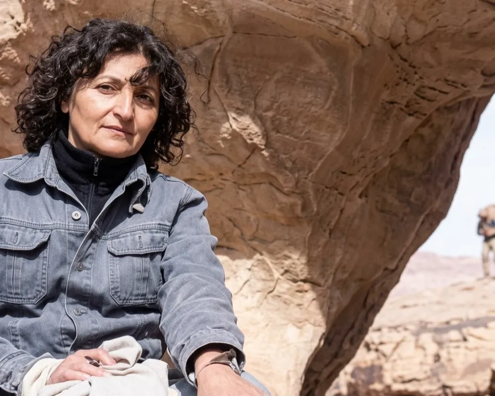 Graciela Argüello, profesora adjunta jubilada de la UNC y creadora del blog de divulgación científica "Locos por la Geología"