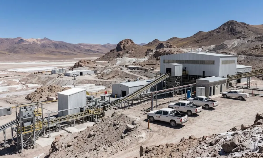 Complejo de extracción minera operando bajo el Plan Integral de Minería Responsable en Catamarca. Imagen ilustrativa de Acero y Roca.