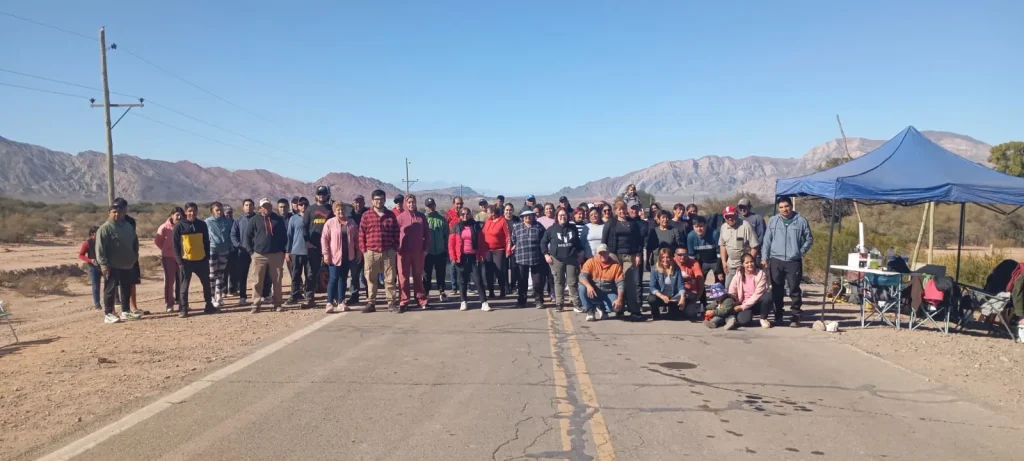 Protesta de pobladores conflicto minero Guandacol Vicuña La Rioja.