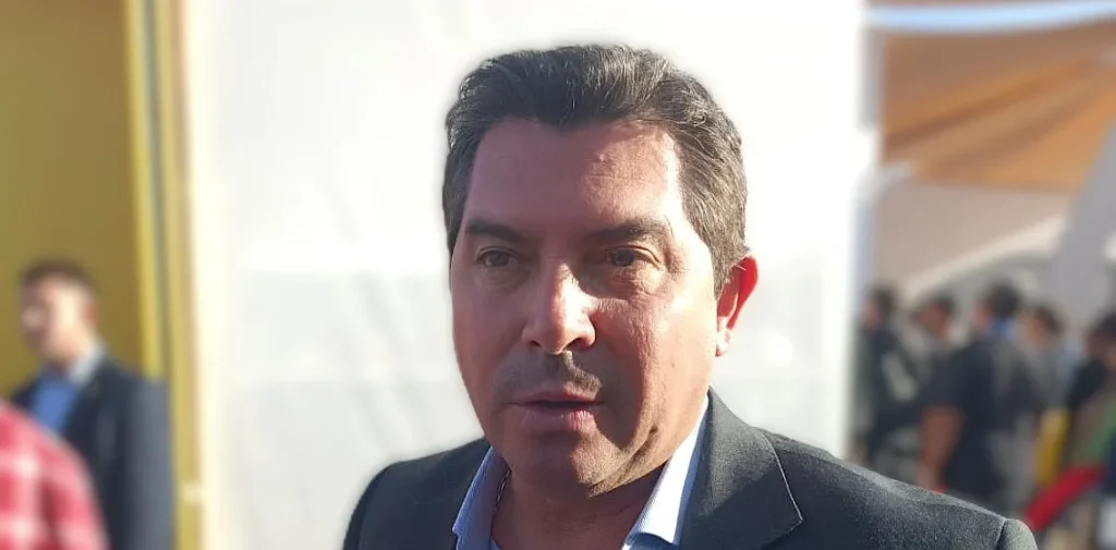 Marcelo Orrego, gebernador.