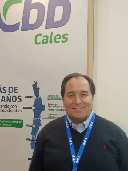 Felipe Gonzáles, representante de CBBCales durante el último día de la Expo Internacional San Juan Minera. Fuente de imagen: Acero y Roca