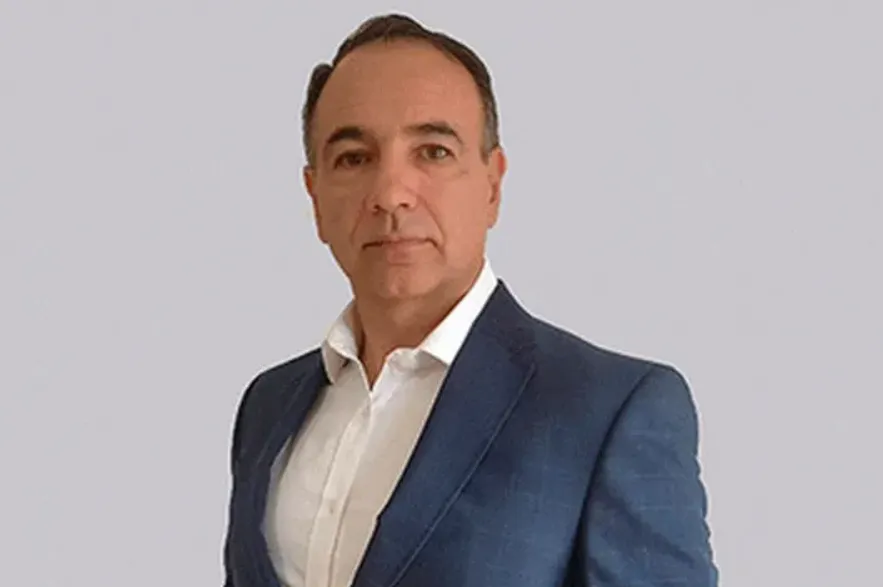 José Gustavo de Castro Alem, ingeniero químico y magister en consultoría estratégica
