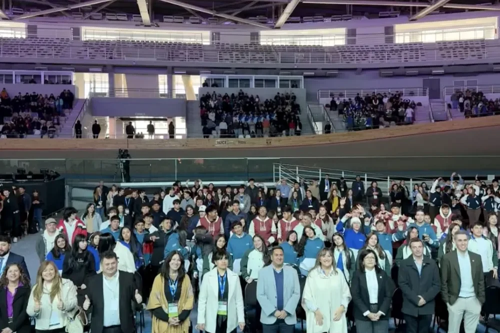 Docentes y estudiantes participan de actividades educativas vinculadas a minería e ingeniería organizadas por la UNSJ.