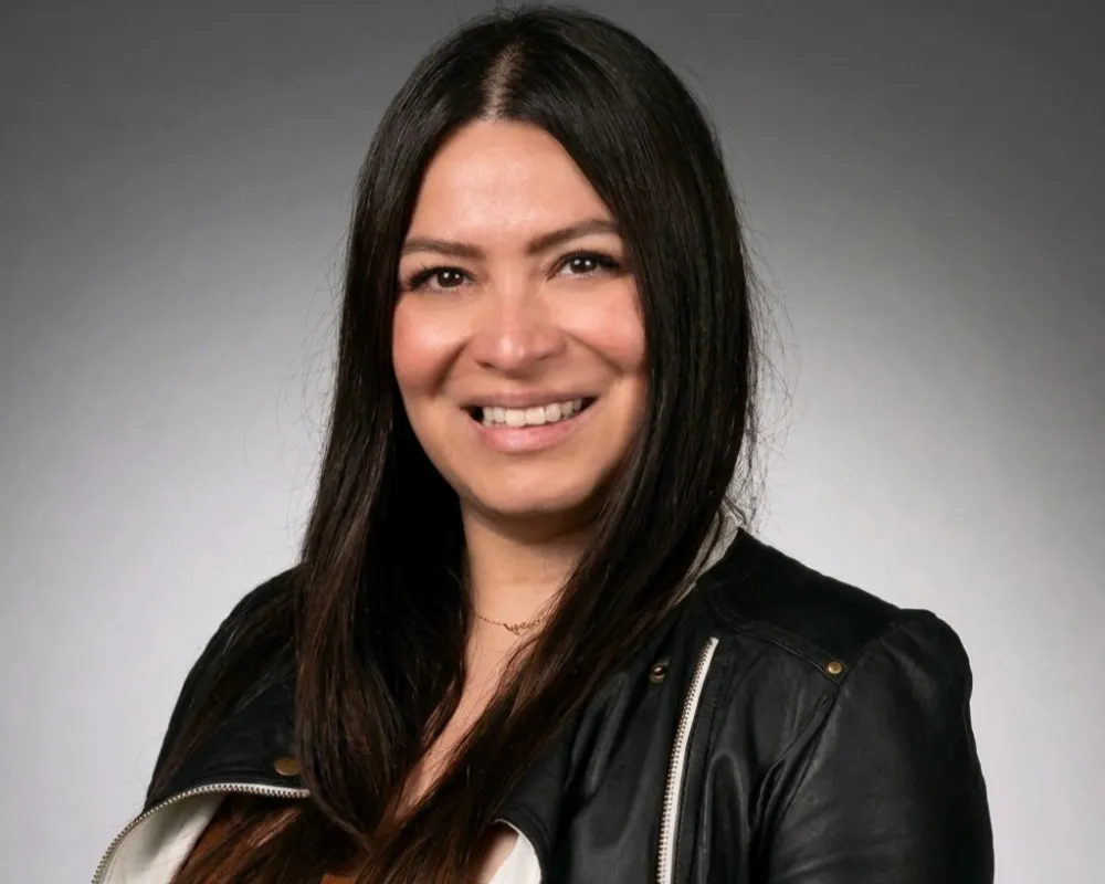 retrato de Carolina Toro - Deswik