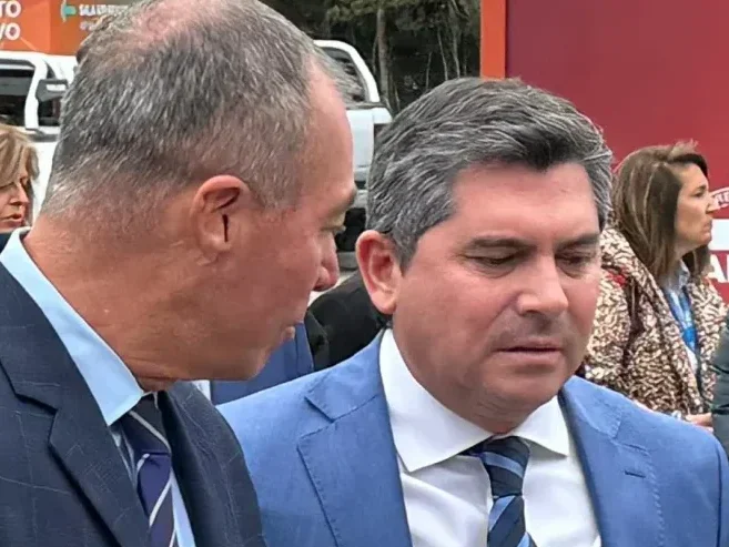 El gobernador Marcelo Orrego junto al vicegobernador Fabián Martín en San Juan.