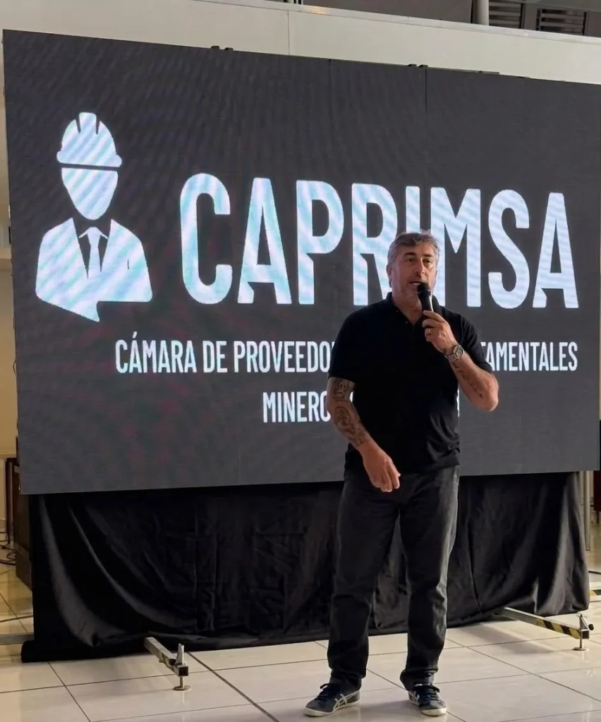 Fernando Godoy presidente de CAPRIMSA defendiendo a los proveedores locales de San Juan contra la licitación del campamento vicuña