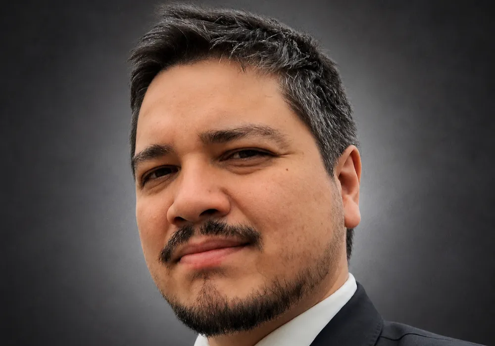 El doctor Álvaro Andrés Erices Bravo, director de la firma Erices Legal y especialista en derecho espacial.