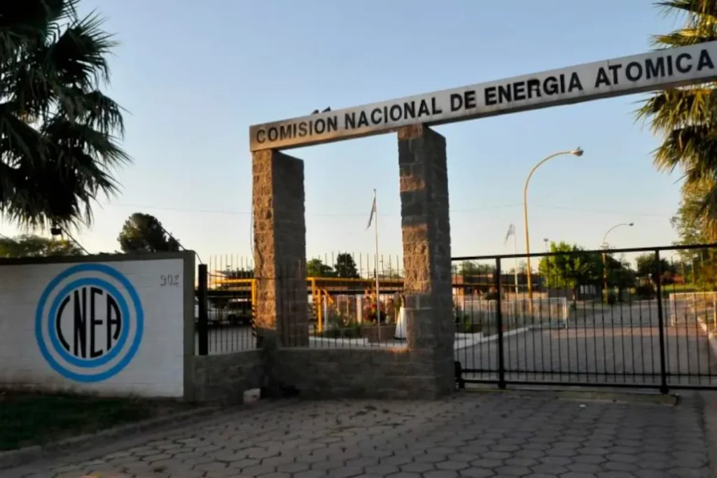 Edificio de la Comisión Nacional de Energia Atomica (CNEA).