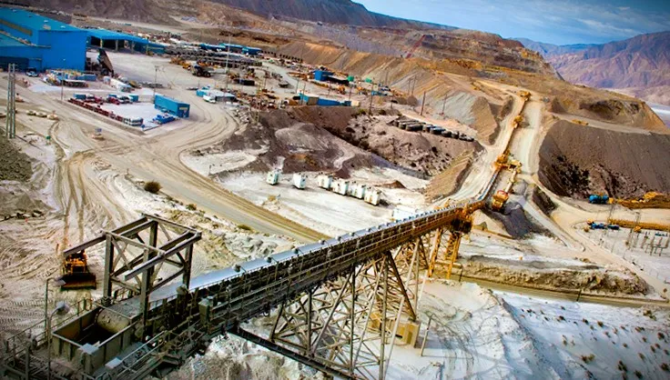 Foto de un industria minera