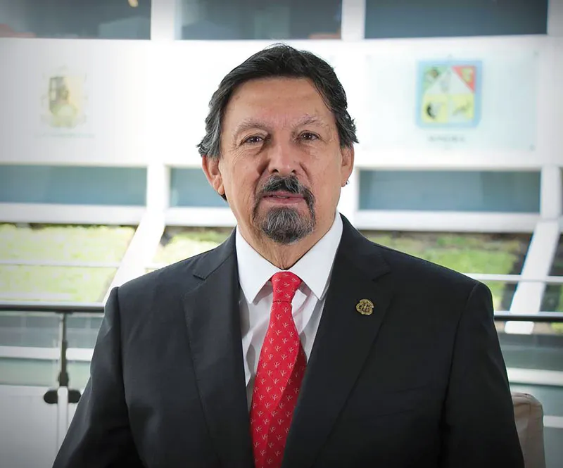 Napoleón Gómez Urrutia líder sindical minero ha conseguido un gran hito para la minería nacional y latinoamericana