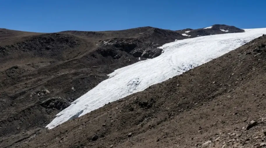 Zona de glaciares y ambiente periglaciar de San Juan, Argentina.