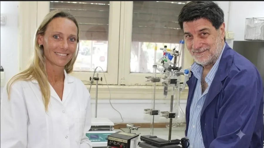 Dr. Gerardo Fidelio junto a la dra. María Elisa Mariani.