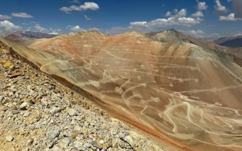 Zona de exploración minera donde se  perforará en el proyecto de oro y cobre Río Grande en Salta.