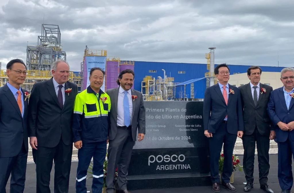Gobernadores del NOA con directivos de POSCO en presencia del secretario de minería de Argentina