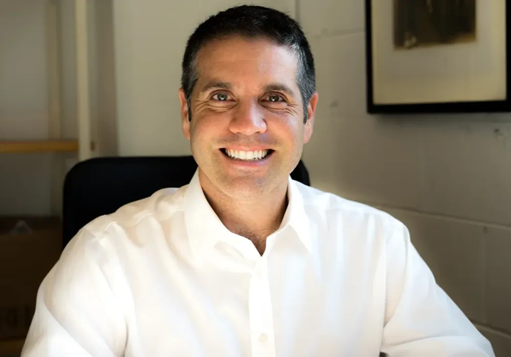 retrato de  Steven Gold, Presidente y CEO de Jaguar Uranium