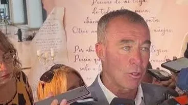 El vicegobernador Fabián Martín durante declaraciones públicas sobre la mortandad de peces en Cuesta del Viento.