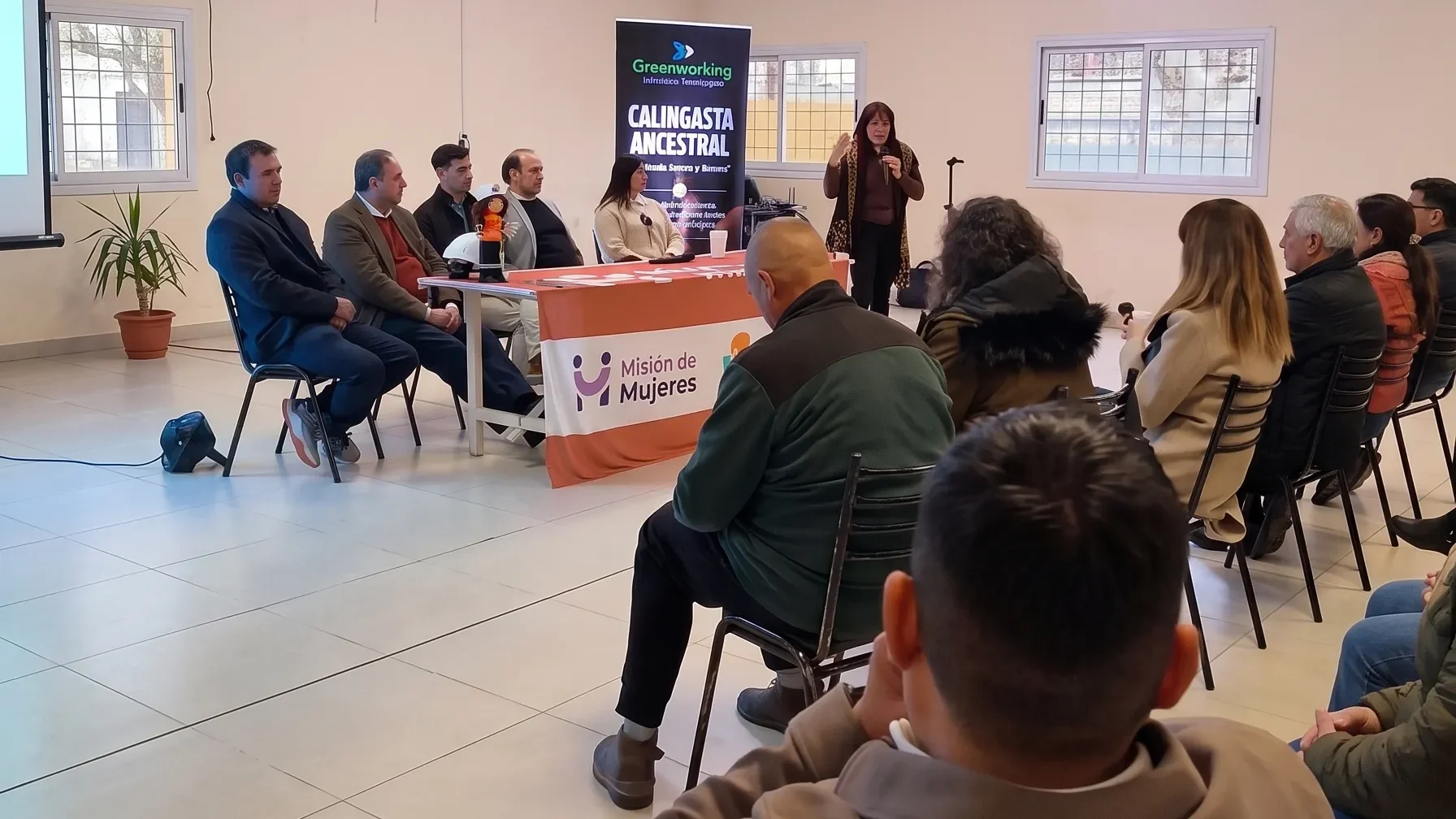 Lanzamiento del programa Calingasta Ancestral con vecinos, emprendedores y referentes de Calingasta.