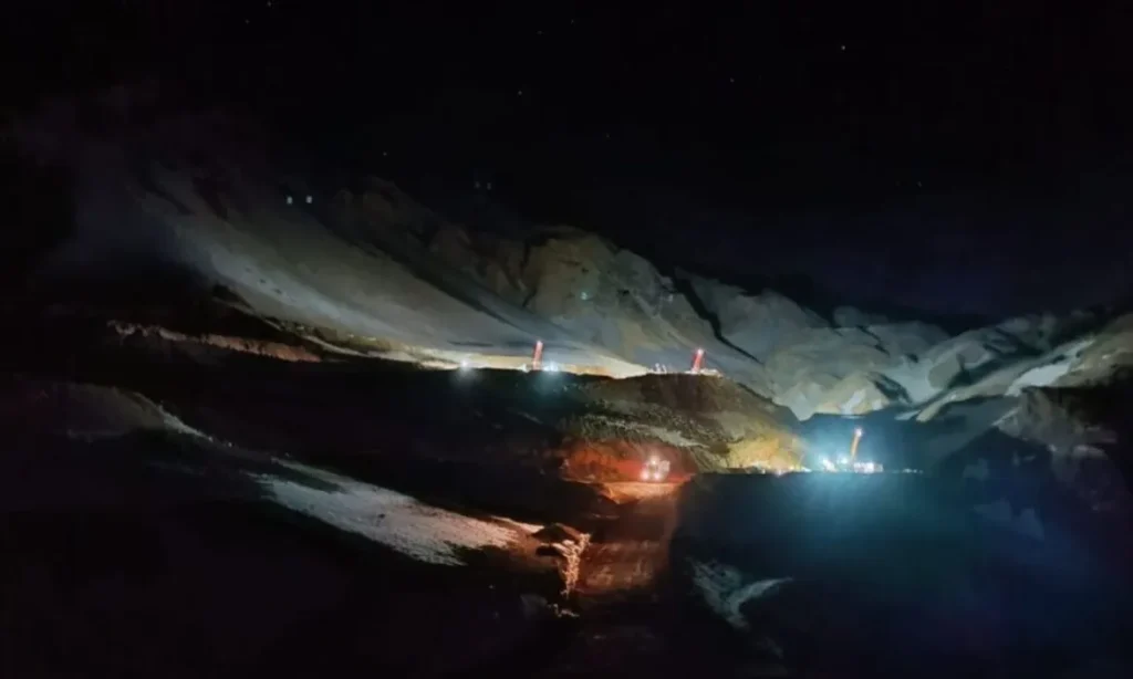 Plataforma de perforación de NGEx Minerals en el proyecto Lunahuasi en San Juan.
