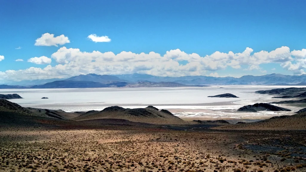 Salar del hombre muerto visto en perspectiva