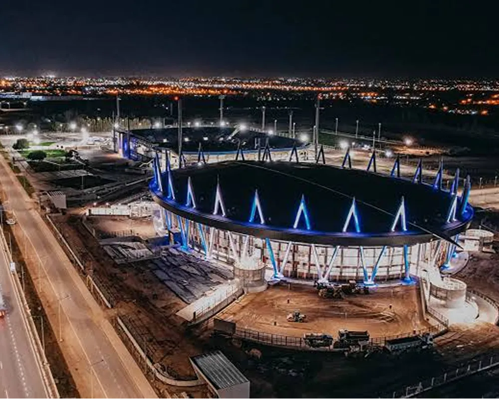 fotografia aerea del velódromo vicente chancay de noche