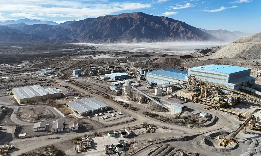 fotografia aerea de mina la alumbrera en catamarca