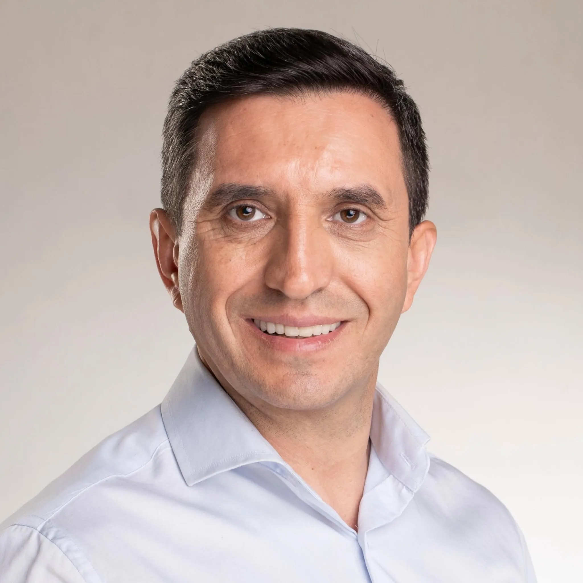Cristian Andino plantea rechazar la flexibilización de la Ley de Tierras y proteger recursos estratégicos de San Juan.
