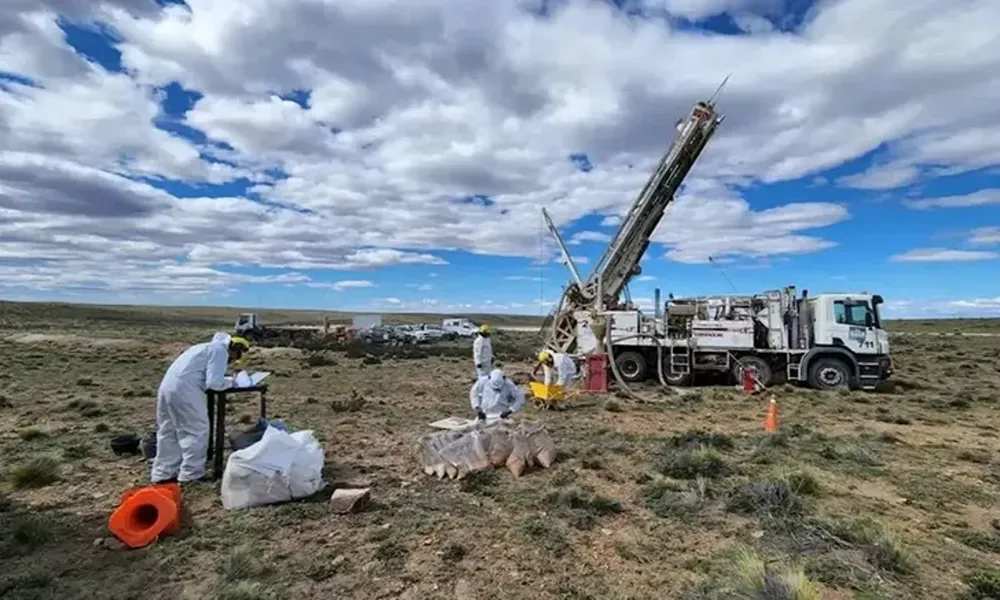 perforaciones para proyectos mineros en el macizoo el deseado en santa cruz