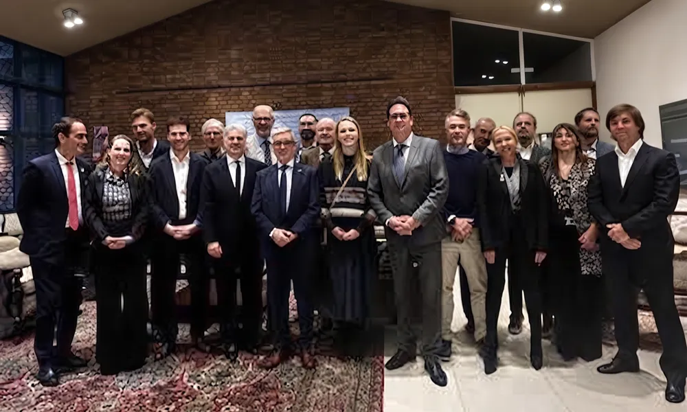 comitiva de paises bajos junto a la consultora Networking RA 
