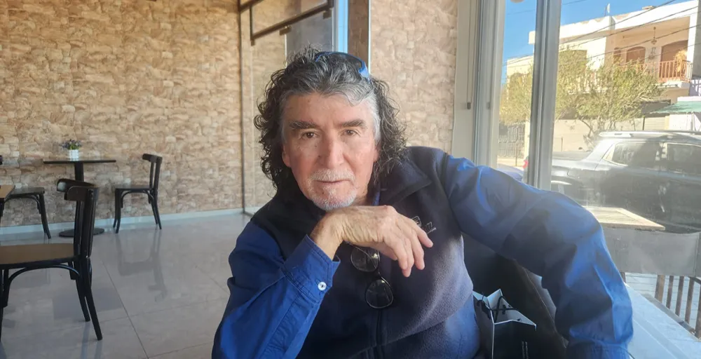 Cayetano Castro: el coleccionista de Los Berros que custodia la memoria minera y calera de Sarmiento