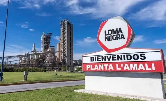 Fachada de la planta Lámali en Olavarria.