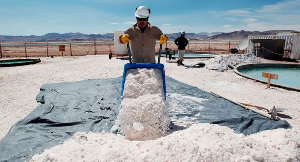 imagen en un operacion de litio en salar