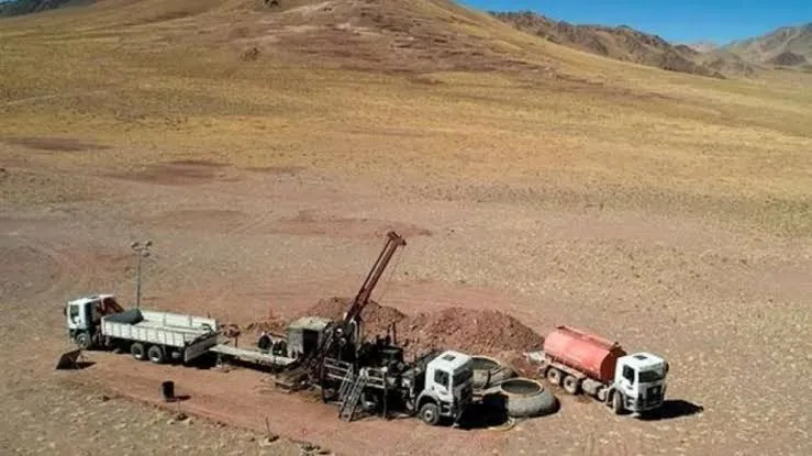 Sable y Moxico reactivan El Fierro con 3.500 metros de perforación en San Juan Sable y Moxico reactivan El Fierro con 3.500 metros de perforación en San Juan