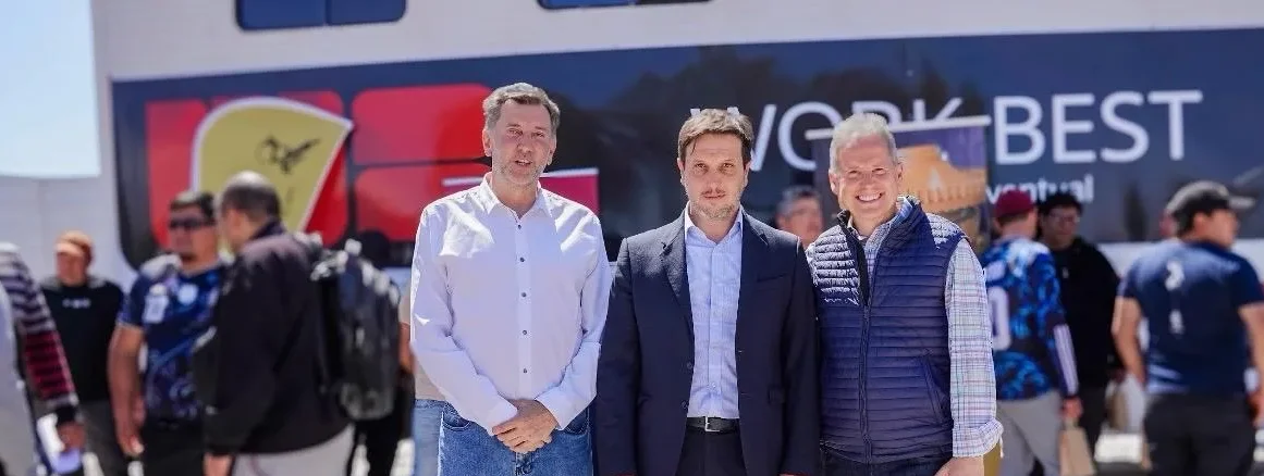 Juan pablo perea junto a claudio García de ACER y carlos Fernández DE ACERO Y ROCA