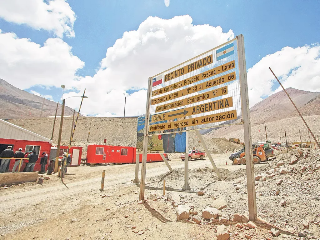Pascua lama en la frontera de chile y argentina
