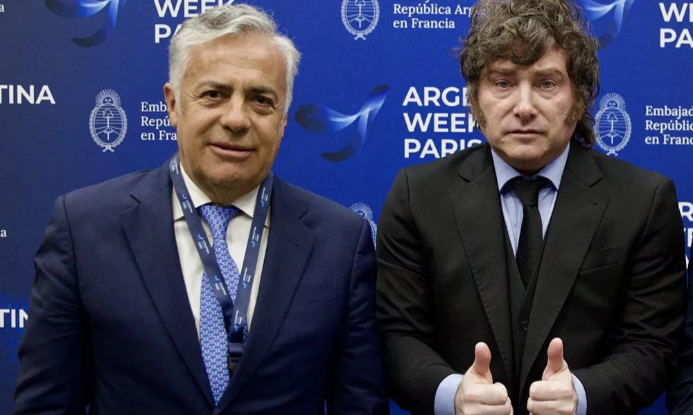 el gobernador de mendoza alfredo cornejo junto al presidente javier milei en el argentina week