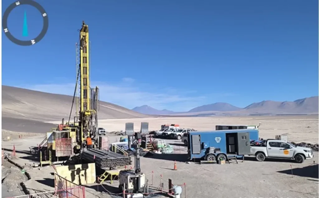 Ensayos de bombeo y extracción de salmuera de litio en el salar Río Grande en Salta.